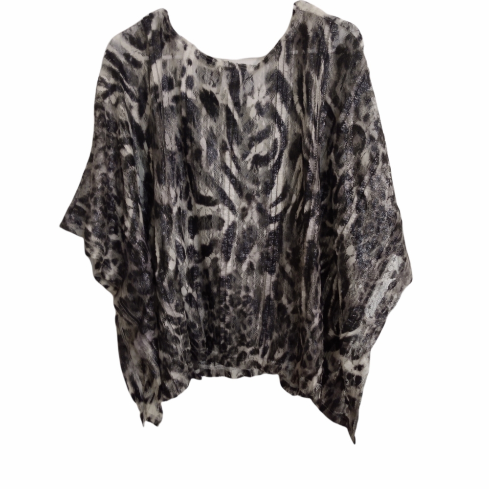 Draper's  & Damon's B/W Blouse M